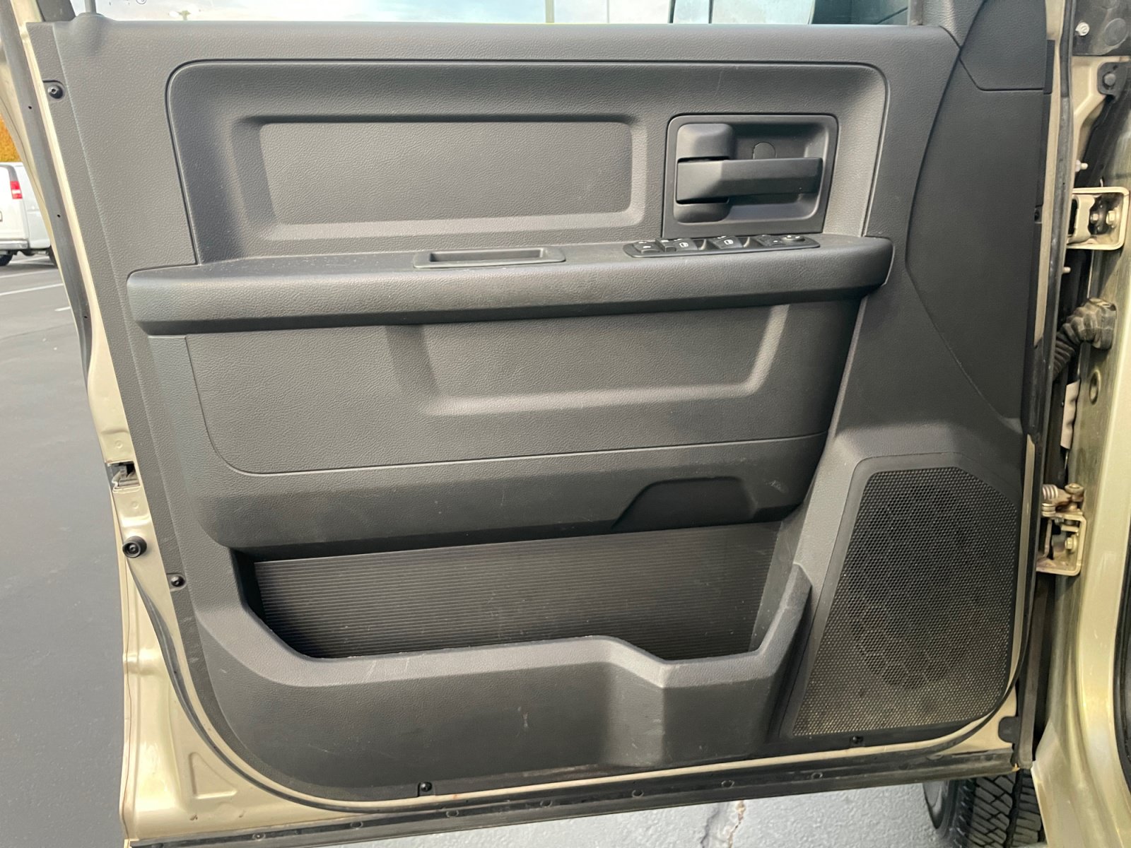 Used 2011 RAM 2500 ST w/ ST Popular Equipment Group AWD/4WD image 19