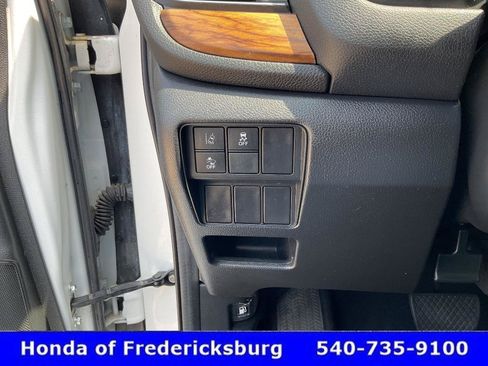 Used 2018 Honda CR-V EX image 41