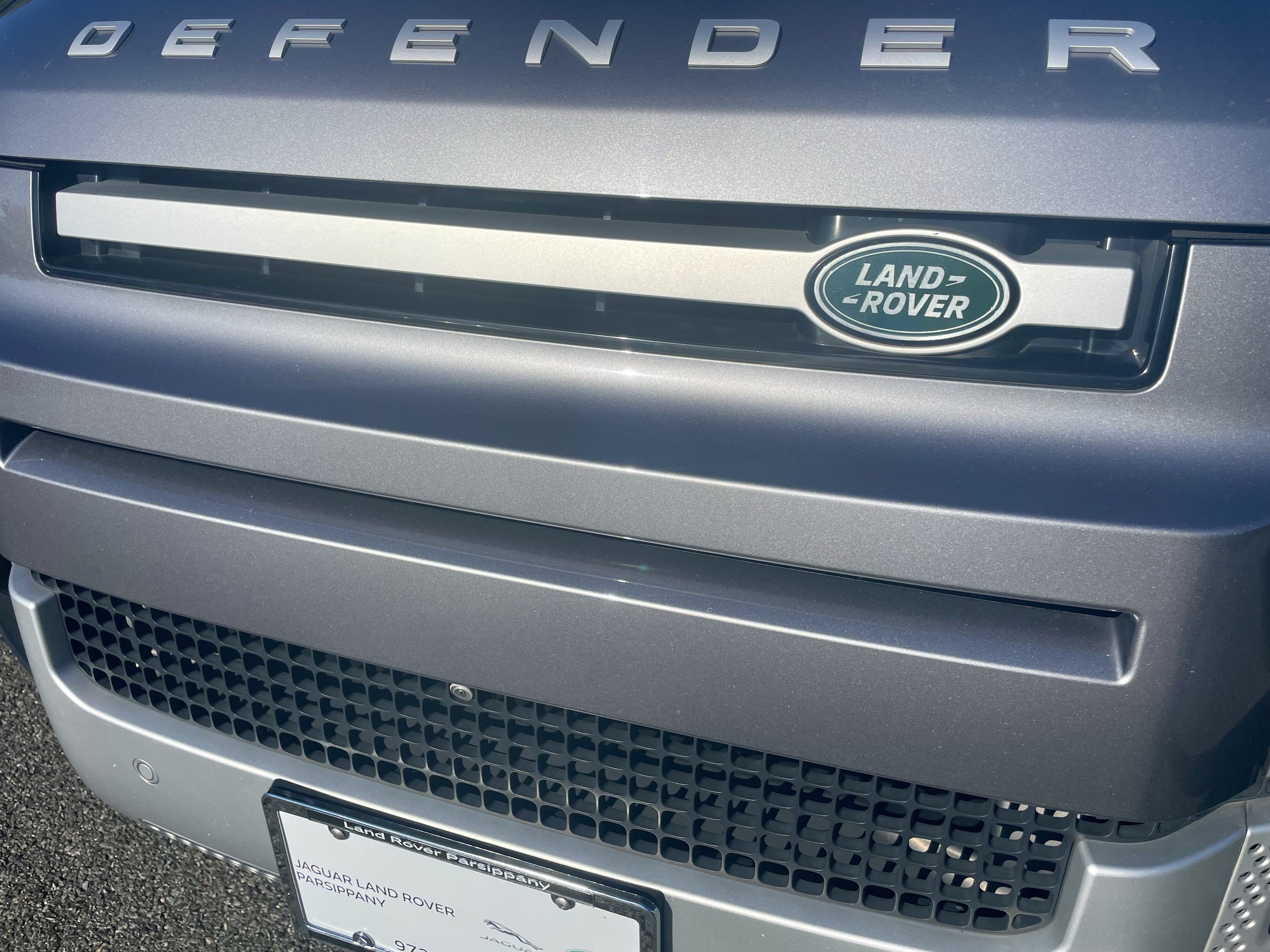 Used 2023 Land Rover Defender 110 S AWD/4WD image 34