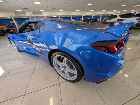 Used 2023 Chevrolet Corvette Stingray w/ Z51 Performance Package image 5