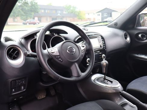 Used 2015 Nissan Juke SV AWD/4WD image 15