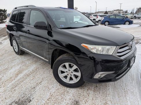 Used 2013 Toyota Highlander 4WD image 3