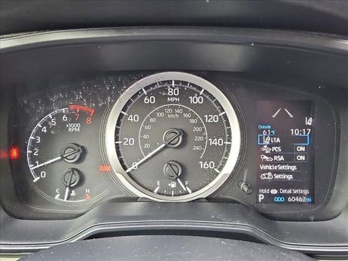 Used 2021 Toyota Corolla LE image 11