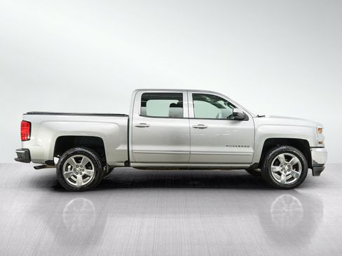 Used 2017 Chevrolet Silverado 1500 LT w/ All Star Edition AWD/4WD image 6