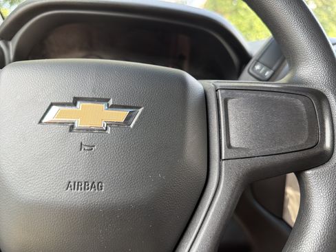 Used 2020 Chevrolet Silverado 2500 Custom w/ Custom Value Package AWD/4WD image 28