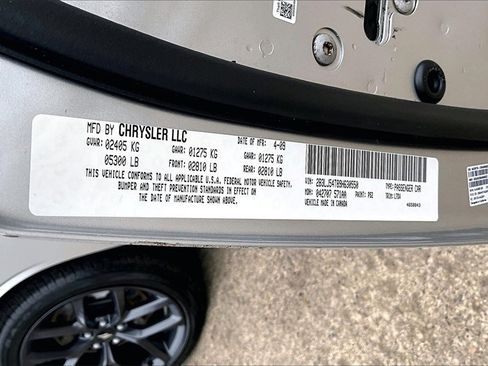 Used 2009 Dodge Challenger R/T image 34