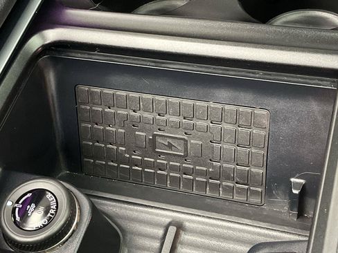 Certified 2025 Ford Expedition Max Platinum w/ Stealth Appearance Package AWD/4WD image 31