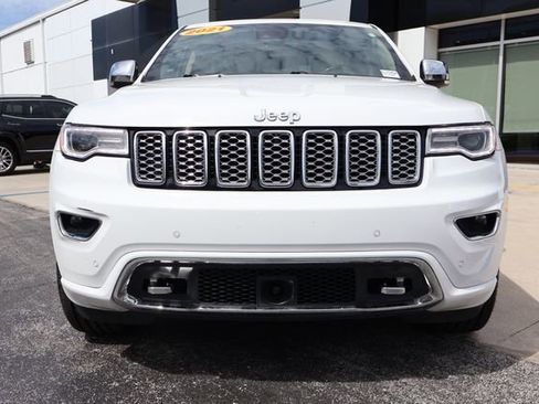 Used 2021 Jeep Grand Cherokee Overland w/ Trailer Tow Group IV RWD image 2
