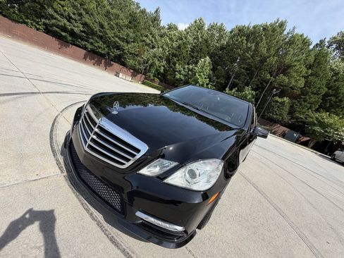 Used 2013 Mercedes-Benz E 350 BlueTEC Sedan image 21