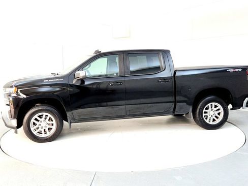 Used 2019 Chevrolet Silverado 1500 LT w/ All-Star Edition AWD/4WD image 3