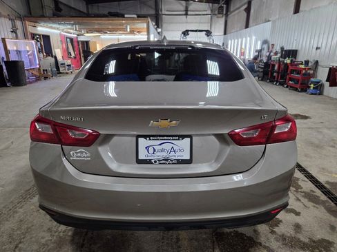 Used 2023 Chevrolet Malibu LT image 2