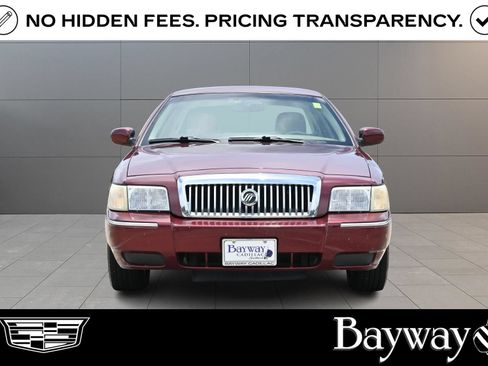 Used 2009 Mercury Grand Marquis LS RWD image 2