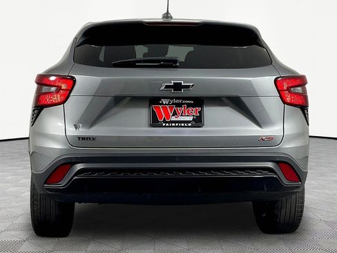 Used 2024 Chevrolet Trax RS w/ Driver Confidence Package FWD image 5