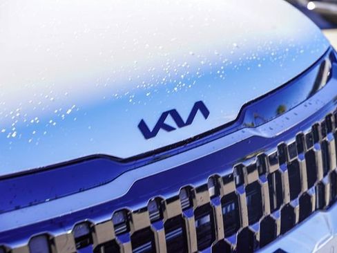 New 2026 Kia Sportage X-Line AWD/4WD image 12