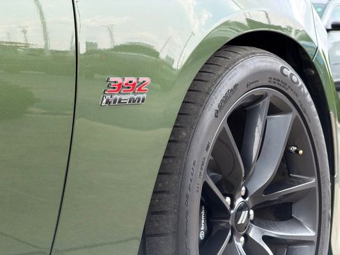 Used 2019 Dodge Charger Scat Pack RWD image 16