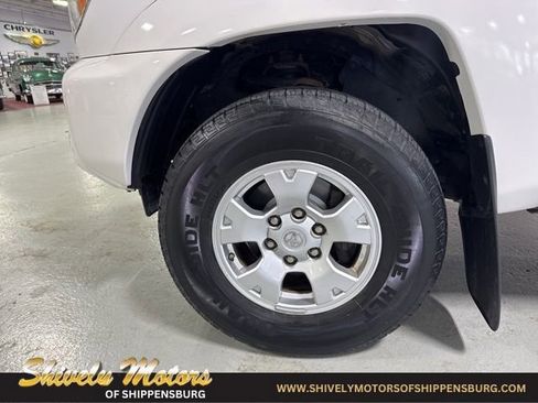 Used 2013 Toyota Tacoma 4x4 Double Cab w/ SR5 Pkg image 9
