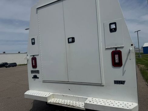 Used 2020 RAM 3500 Tradesman RWD image 4