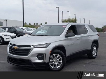 Used 2022 Chevrolet Traverse LS