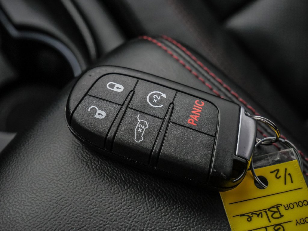 Used 2025 Dodge Durango GT AWD/4WD image 42
