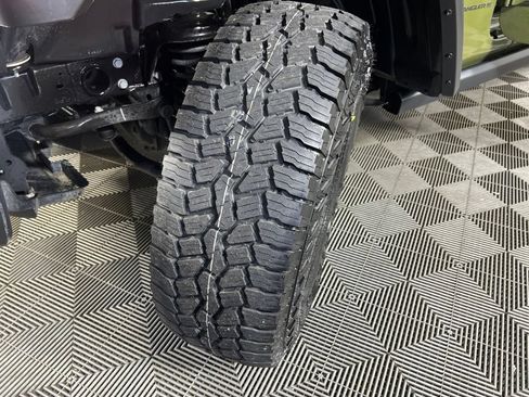Used 2024 Jeep Wrangler Unlimited Sport AWD/4WD image 30