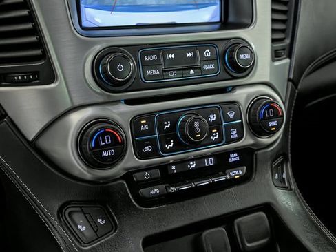 Used 2019 GMC Yukon XL SLT w/ Open Road Package image 22