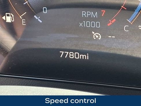 Used 2026 Chevrolet Traverse Z71 AWD/4WD image 6
