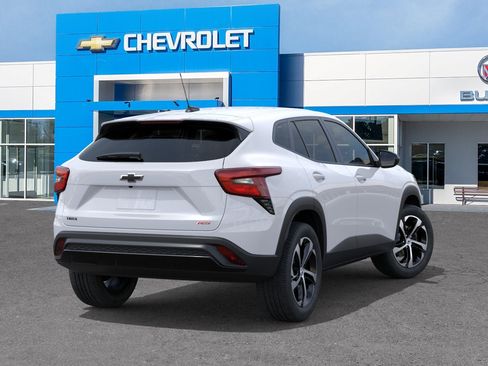 New 2026 Chevrolet Trax RS w/ Sunroof Package FWD image 22