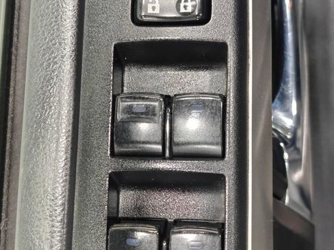 Used 2018 Toyota 4Runner SR5 image 42