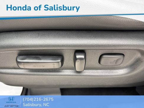 Used 2024 Honda Ridgeline Black Edition image 17