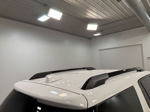 Used 2023 GMC Acadia AT4 image 45