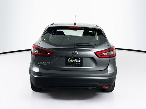 Used 2021 Nissan Rogue Sport S image 7