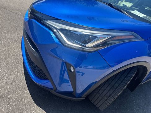 Used 2020 Toyota C-HR Limited FWD image 33