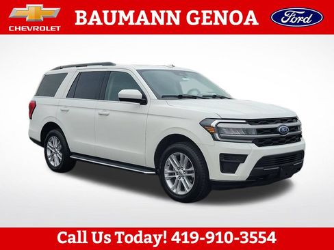 Used 2023 Ford Expedition XLT AWD/4WD image 7