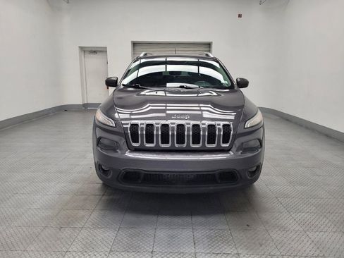 Used 2016 Jeep Cherokee Latitude image 14