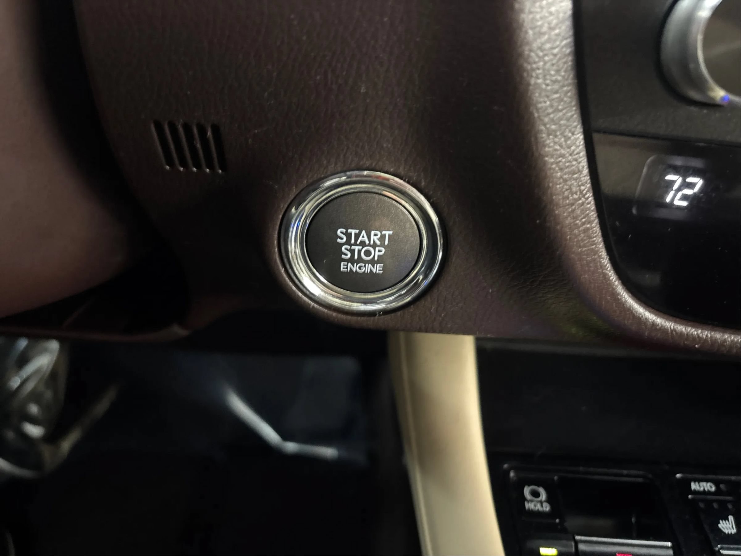 Used 2019 Lexus RX 350L AWD image 38