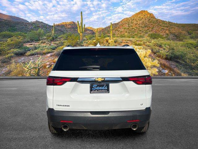 Used 2023 Chevrolet Traverse LT FWD image 5