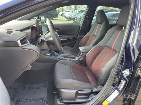 Used 2023 Toyota Corolla SE image 8