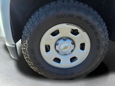 Used 2019 Chevrolet Colorado W/T w/ WT Convenience Package image 9