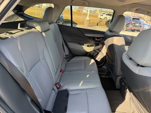Used 2025 Subaru Outback Limited w/ Popular Package #2 image 18