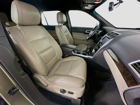 Used 2013 Ford Explorer Limited AWD/4WD image 30