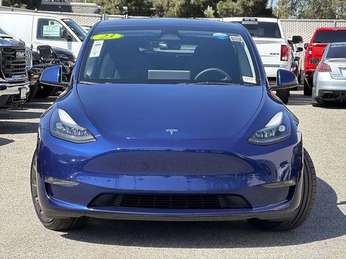 Used 2023 Tesla Model Y Performance AWD/4WD image 2