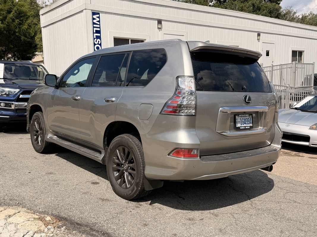 Used 2021 Lexus GX 460 Premium w/ Premium Package AWD/4WD image 5