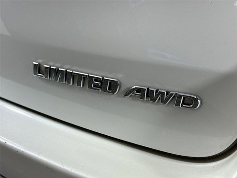 Used 2016 Toyota Highlander Limited image 11