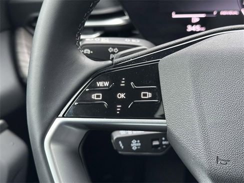 Certified 2025 Audi Q5 Premium w/ Convenience Package image 25