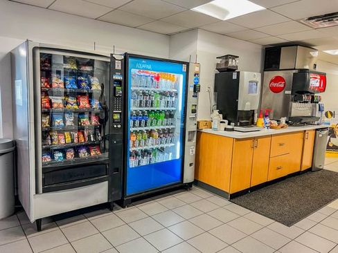 Used 2023 Nissan Armada Platinum w/ Captain's Chairs Package image 18