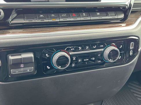 Used 2025 Chevrolet Silverado 1500 LT image 27