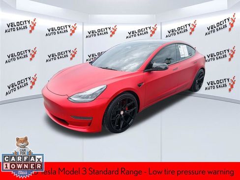 Used 2023 Tesla Model 3 Standard Range RWD image 7