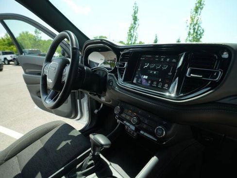 Certified 2023 Dodge Durango SXT w/ SXT Blacktop Group RWD image 35