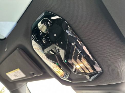 Certified 2025 BMW iX xDrive50 w/ Premium Package image 30