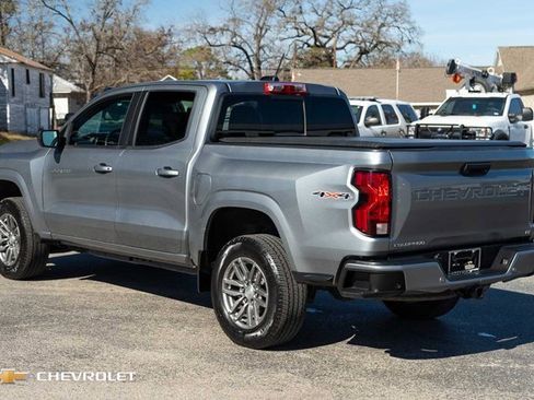 Used 2023 Chevrolet Colorado LT w/ LT Convenience Package II image 8